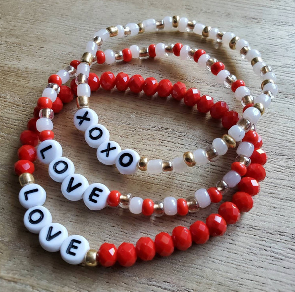 XOXO - White Mix Word Beaded Bracelet