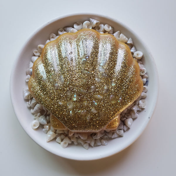 Resin Gold Seashell