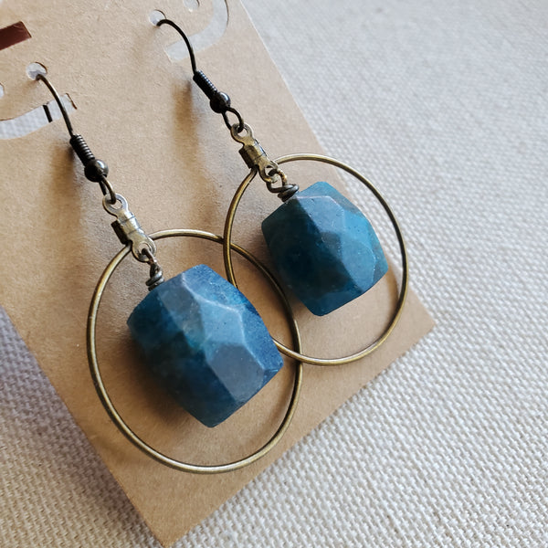 Apatite Hoops