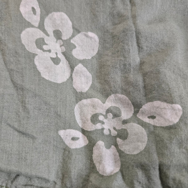 Girl's Green Cotton/Linen Batik Top (4)