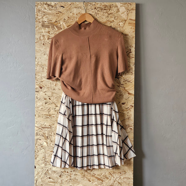 Tahari | Brown Sweater Mock Turtleneck (L)