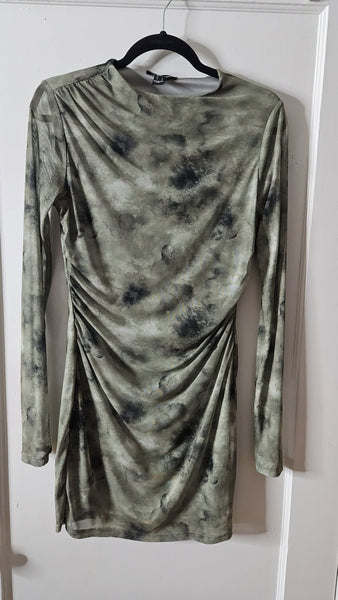 Refuge| Distressed Green Grunge Stretch Dress (L)