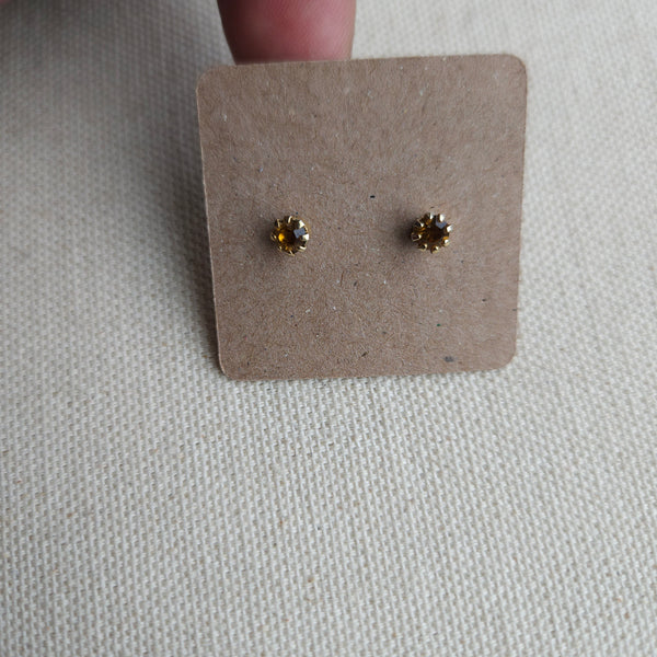 Vintage Amber Colored Gem Stud Earrings