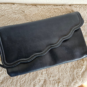 Retro Scalloped Navy Blue Clutch Purse