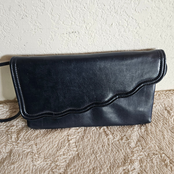 Retro Scalloped Navy Blue Clutch Purse