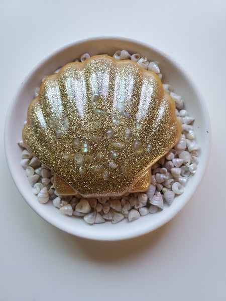 Resin Gold Seashell